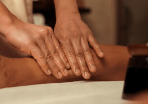 Four Hands Massage02 300x211