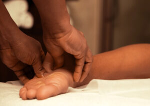 Four Hands Massage03 300x211