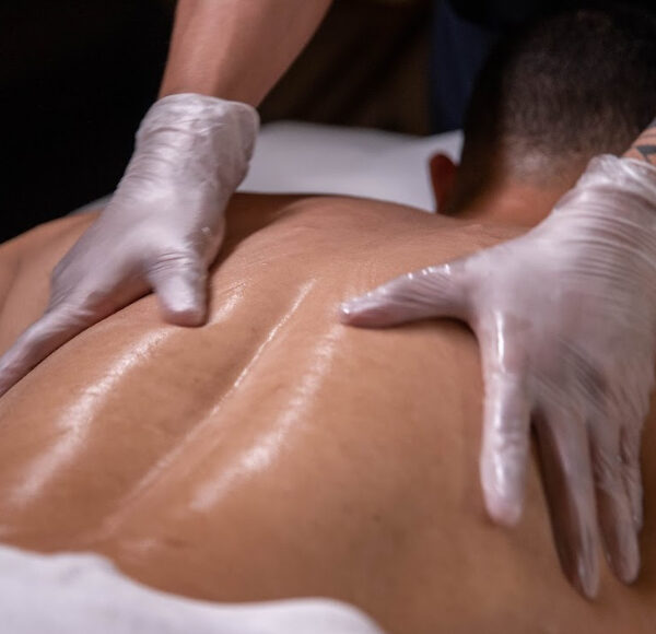 Prenatal Massage 03 600x580